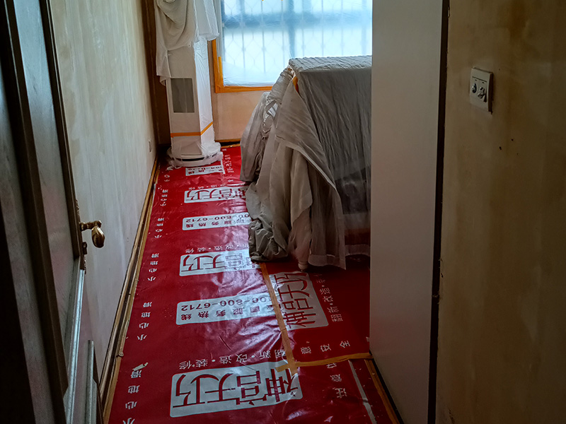 學(xué)會(huì)這幾步,墻面翻新刷漆的詳細(xì)步驟,墻面再也不會(huì)“丑陋不堪”(圖1) 學(xué)會(huì)這幾步,墻面翻新刷漆的詳細(xì)步驟,墻面再也不會(huì)“丑陋不堪”(圖1)