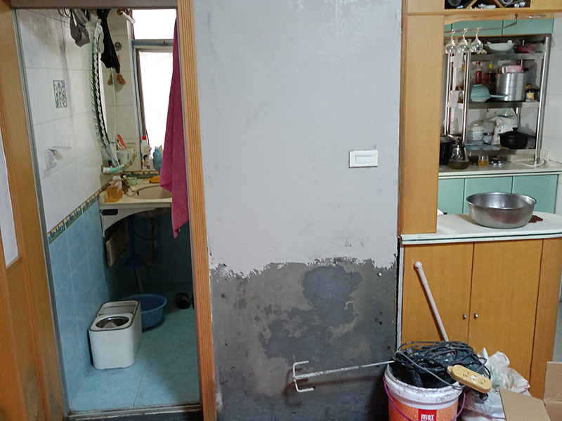 衛(wèi)生間墻面局部翻新 重慶融創(chuàng)文旅城 乳膠漆包工包料墻面裝修服務