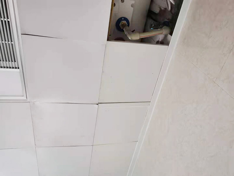 衛(wèi)生間吊頂鋁扣板怎樣拆裝，學(xué)會了，自己也能輕松搞定(圖1)