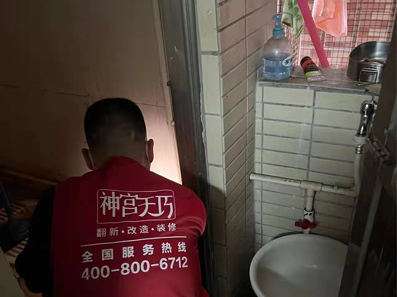 淋浴房隔斷有什么新材料嗎？浴簾、玻璃淋浴房哪個(gè)好用(圖1)