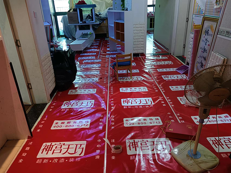 想知道墻面刷乳膠漆多久可以入?。繚M足三個(gè)標(biāo)準(zhǔn)即可入住