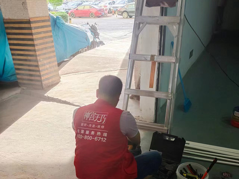 舊墻翻新自己動(dòng)手怎么做？舊墻貼磚不用膠會(huì)掉嗎？(圖3)