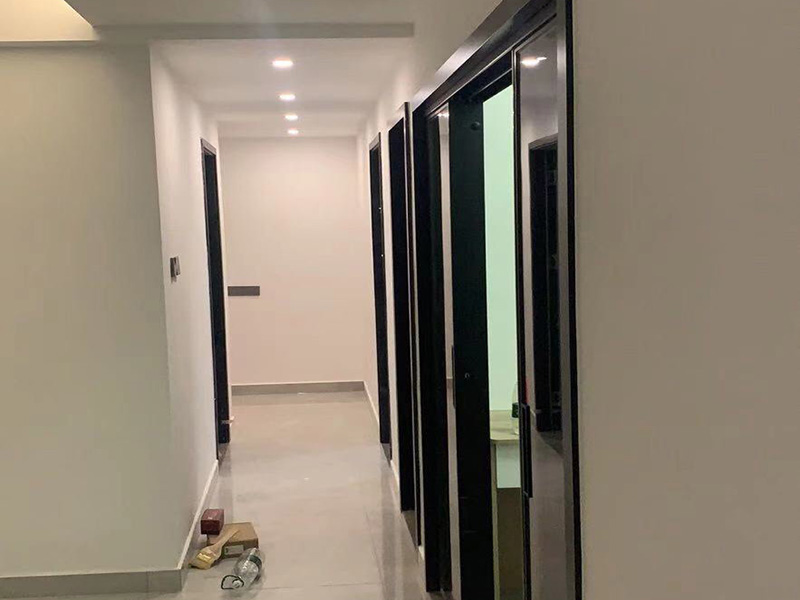 長(zhǎng)沙過(guò)道安裝筒燈還是射燈？(圖1)