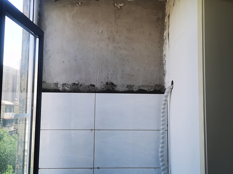 這樣裝修的全封閉陽(yáng)臺(tái)，你還會(huì)覺得壓抑嗎？(圖4)