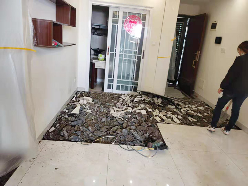 家庭地面用什么材質(zhì)便宜實惠？家庭地面瓷磚怎么選？(圖1)