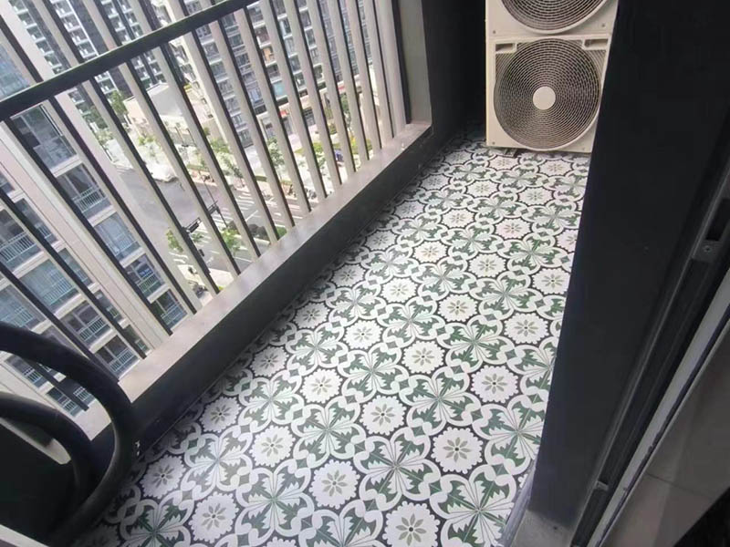 陽臺(tái)一般用什么顏色的瓷磚(圖1)