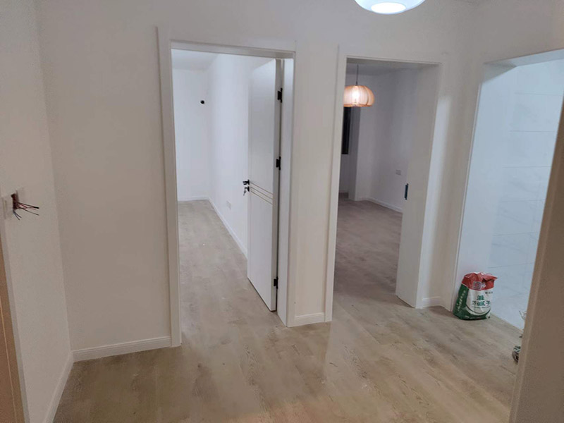 臥室瓷磚選柔光還是亮光的好？