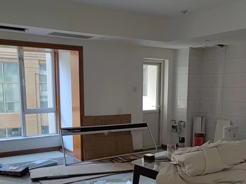 陽(yáng)臺(tái)墻面刷乳膠漆要不要踢腳線(圖2)