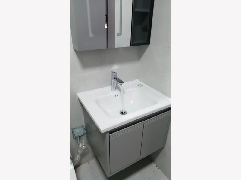 深圳瓷磚美容修復哪里找?guī)煾? /> </a> </div>
            <div   id=