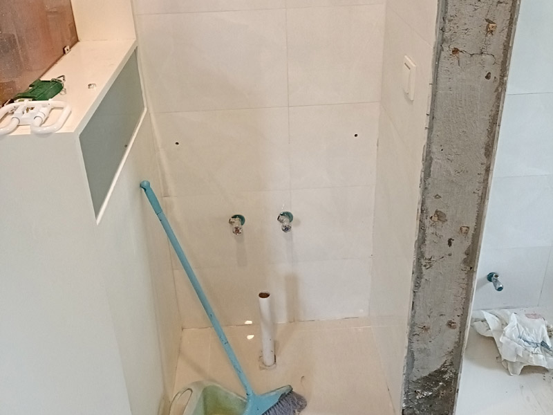 瓷磚開裂修復(fù)后顏色不一致？調(diào)色技巧與材料選擇建議(圖3)